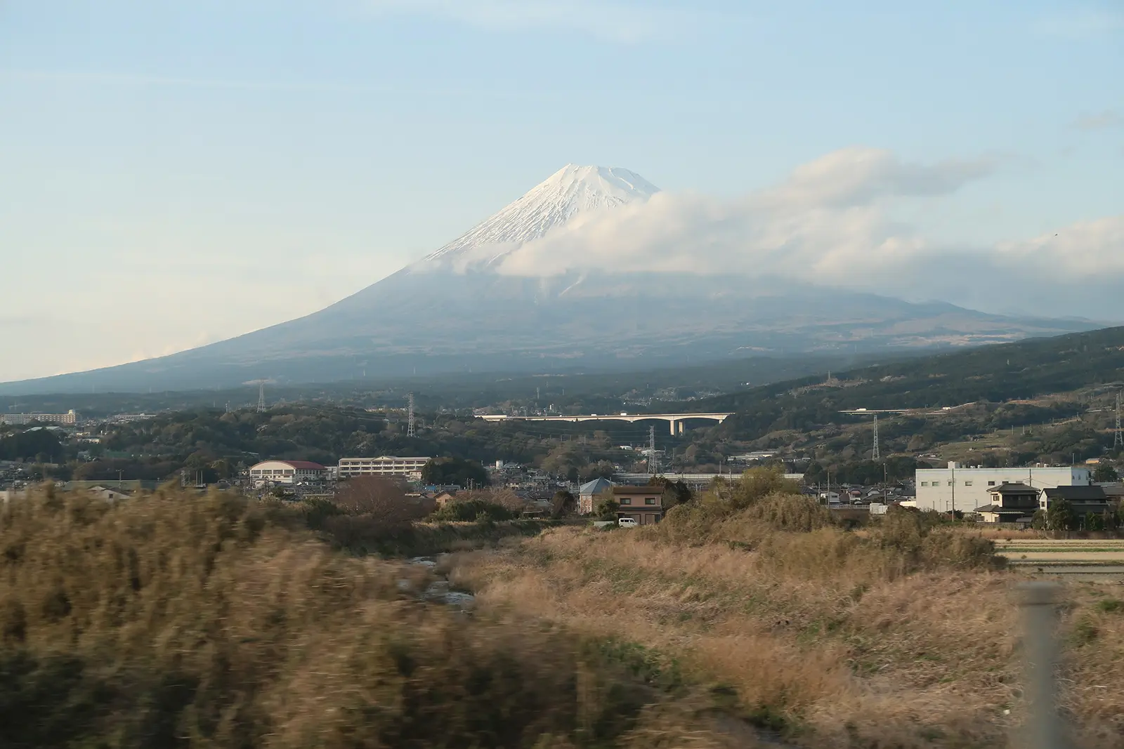 新幹線からの富士山